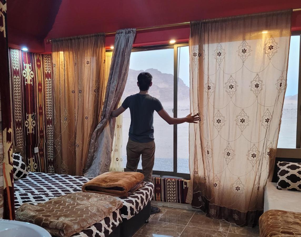 מלון וואדי רם Shakria Bedouin Life Camp מראה חיצוני תמונה